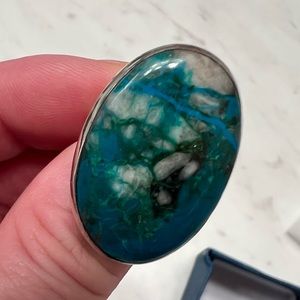 Sterling silver gemstone ring size 7